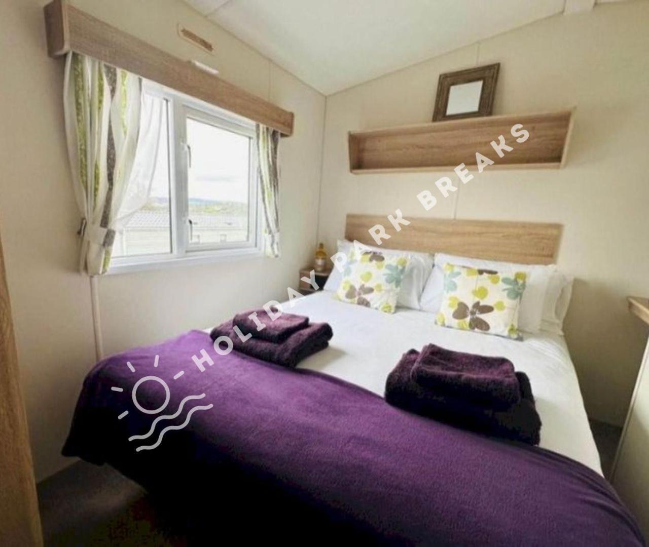 Bronze 2 Bed Villa Селси Екстериор снимка